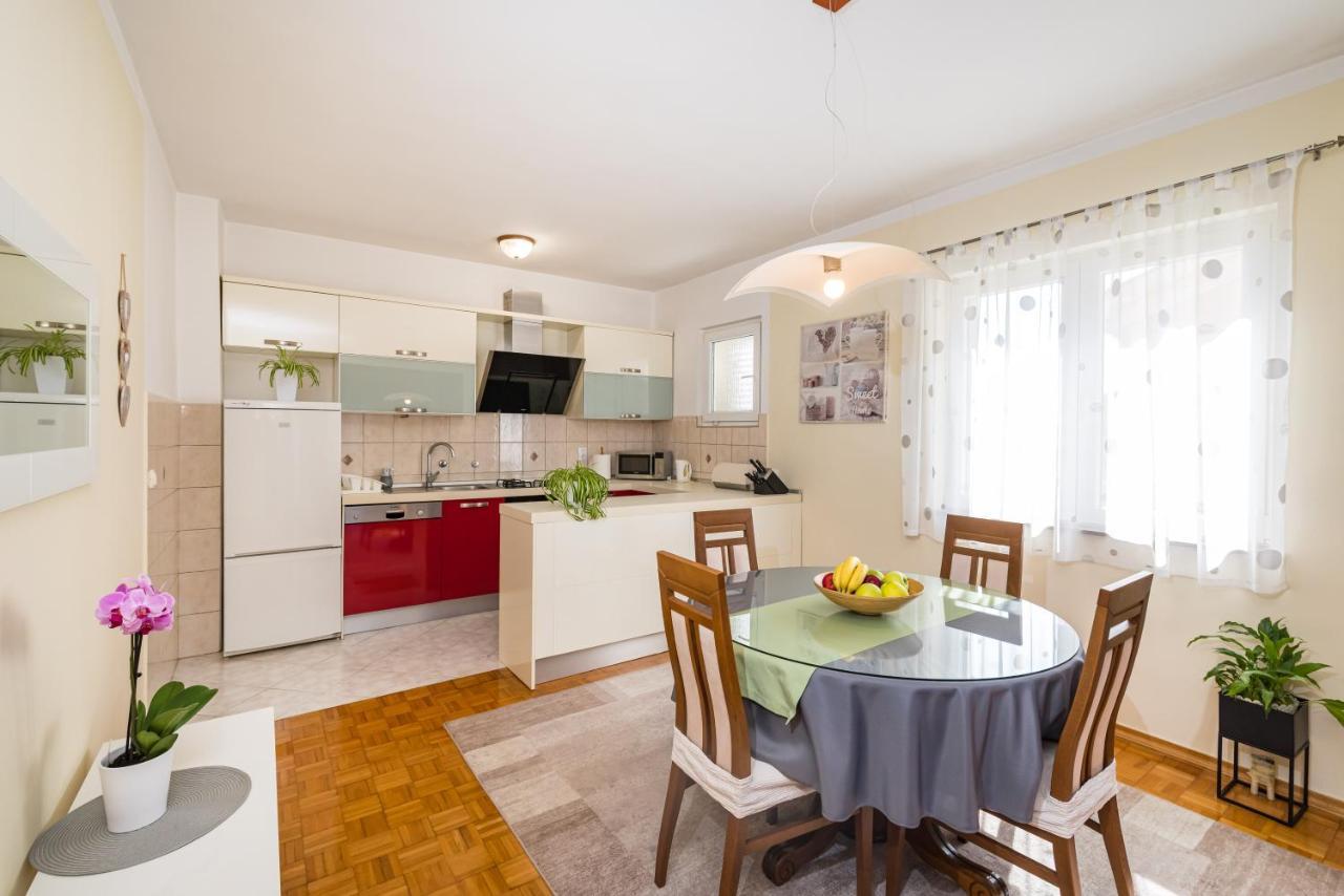 Apartment Visnja Задар Екстериор снимка