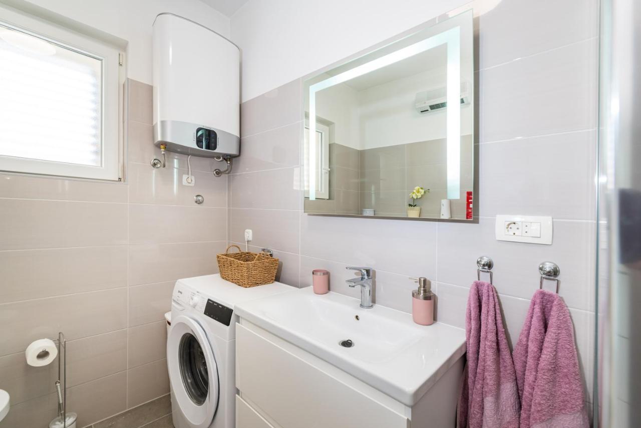 Apartment Visnja Задар Екстериор снимка