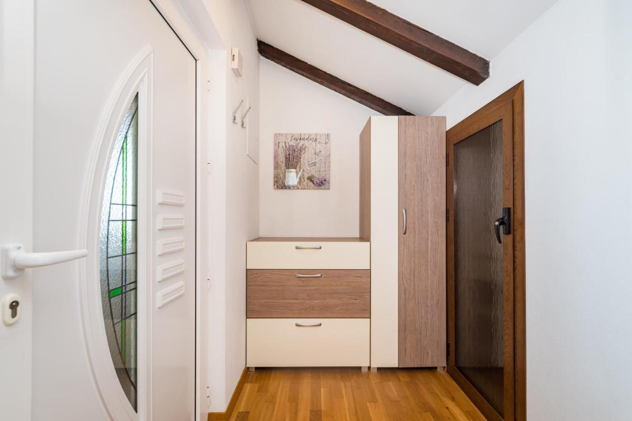 Apartment Visnja Задар Екстериор снимка