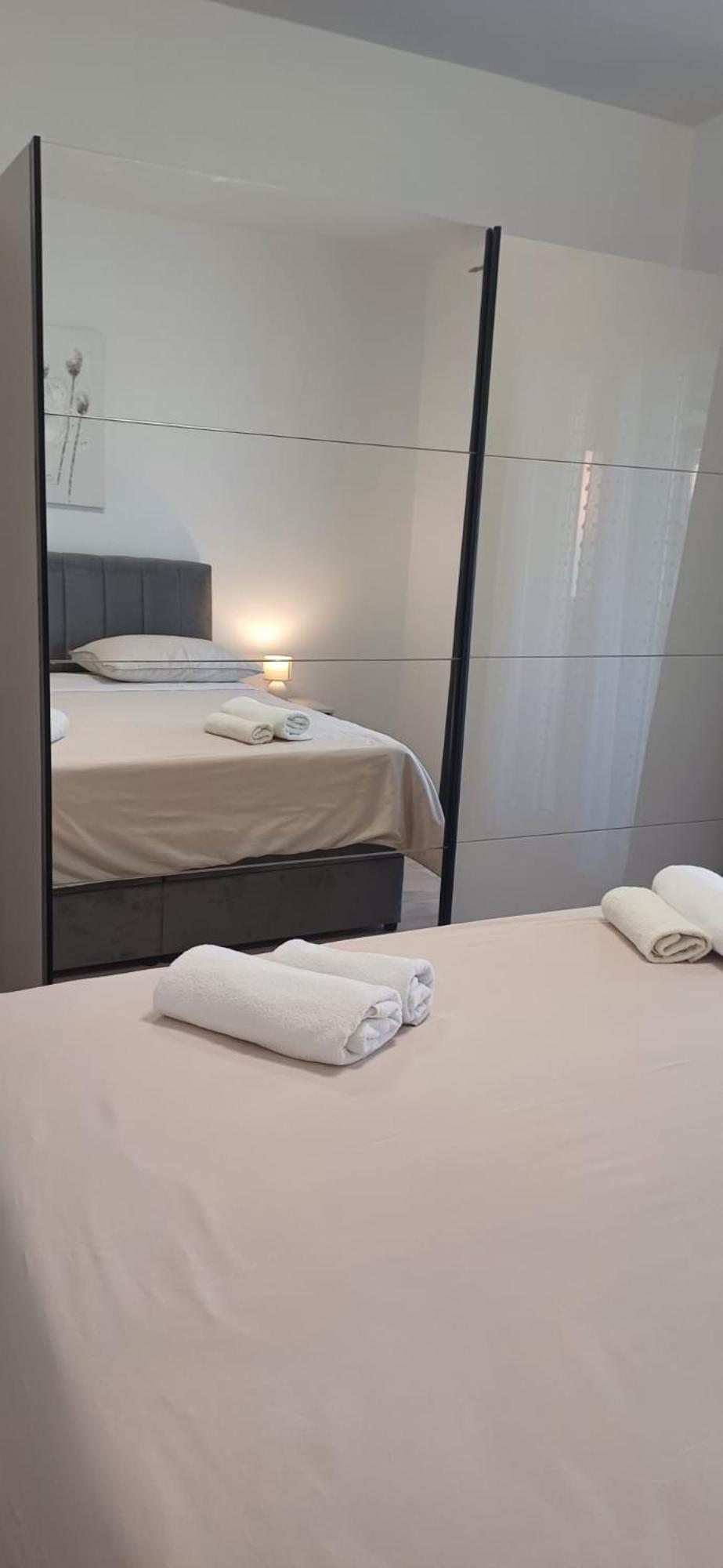 Apartment Visnja Задар Екстериор снимка